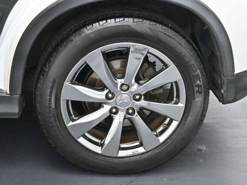 Used 2013 Mitsubishi Outlander Sport LE image 30