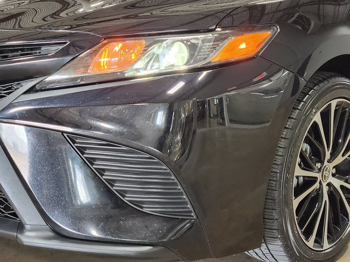 Used 2020 Toyota Camry SE FWD image 13