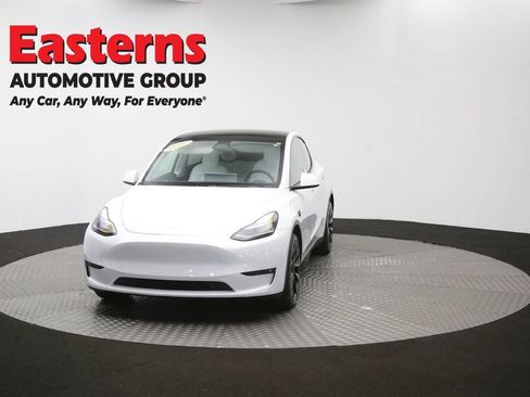 Used 2022 Tesla Model Y Long Range AWD/4WD image 49