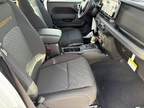 New 2026 Jeep Gladiator Mojave AWD/4WD image 11