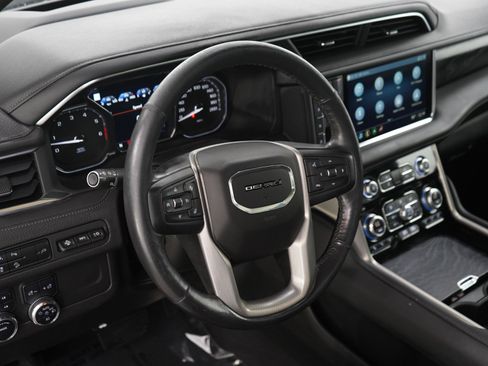 Used 2021 GMC Yukon XL Denali AWD/4WD image 22