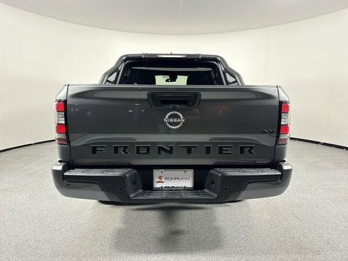 Used 2023 Nissan Frontier SV w/ Midnight Edition Package image 27