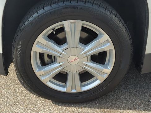 Used 2016 GMC Terrain SLE w/ Chrome Edition image 25