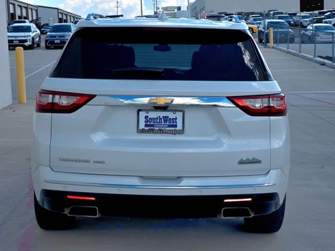Used 2018 Chevrolet Traverse High Country image 5
