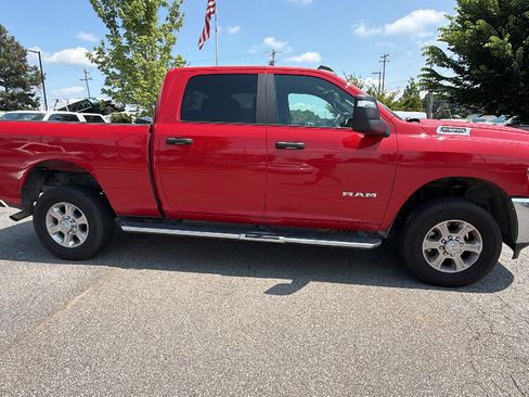 Used 2026 RAM 2500 Big Horn AWD/4WD image 7