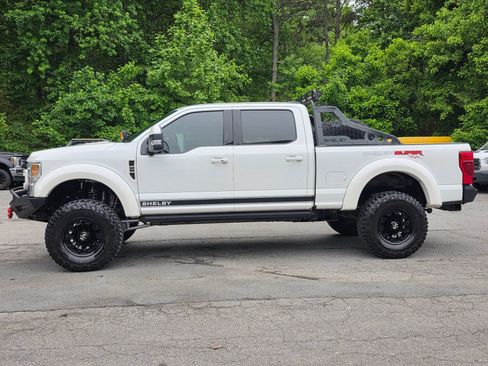 Used 2022 Ford F250 Lariat w/ Lariat Ultimate Package AWD/4WD image 4
