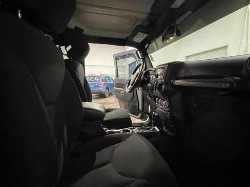 Used 2015 Jeep Wrangler Sport w/ Quick Order Package 24S image 14