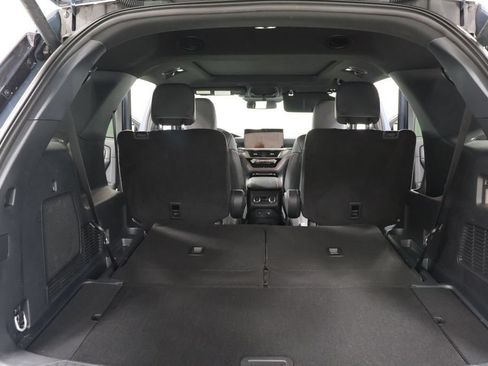 Used 2025 Ford Explorer ST AWD/4WD image 28