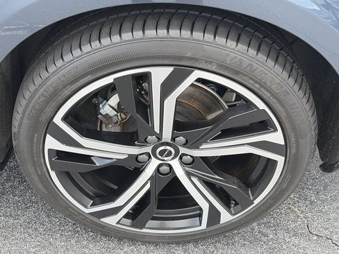 Used 2024 Volvo S60 B5 Core AWD/4WD image 9