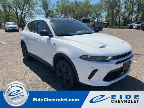 Used 2024 Dodge Hornet GT AWD/4WD image 1
