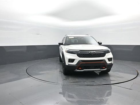 Certified 2022 Ford Explorer Timberline w/ Timberline Technology Package image 2