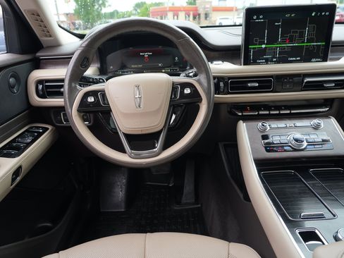 Used 2023 Lincoln Aviator Reserve w/ Elements Package Plus AWD/4WD image 35