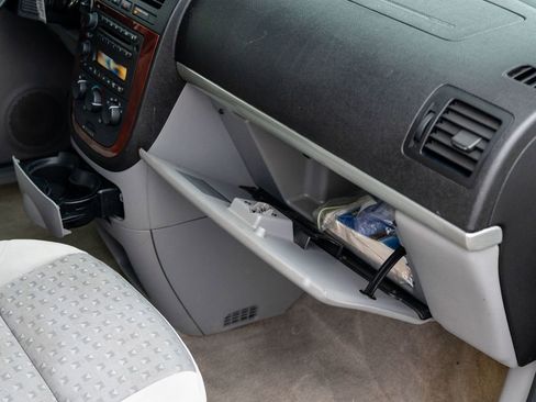 Used 2008 Chevrolet Uplander LS w/ Climate Package image 21