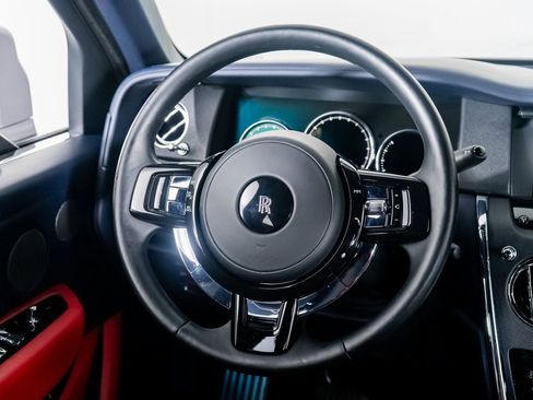 Used 2023 Rolls-Royce Cullinan Base image 36