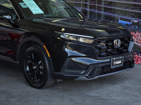 Used 2023 Honda CR-V Sport image 2