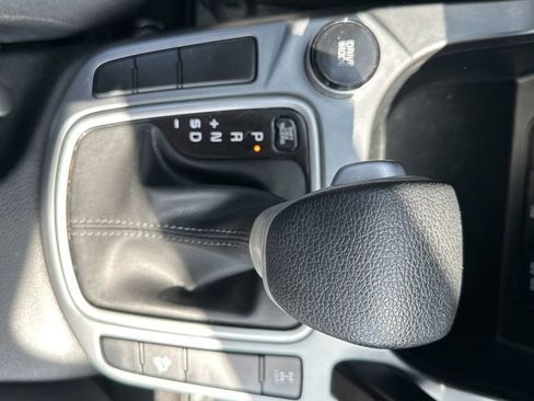 Used 2022 Kia Seltos LX AWD/4WD image 6
