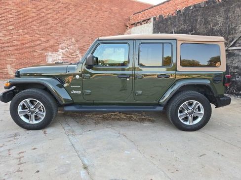 Used 2021 Jeep Wrangler Unlimited Sahara w/ LED Lighting Group image 4