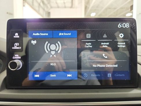 Certified 2025 Acura ADX Base image 15