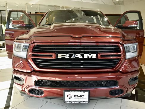 Used 2023 RAM 1500 Laramie AWD/4WD image 2