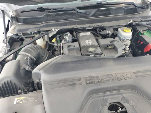 Used 2021 RAM 2500 Laramie w/ Night Edition image 27