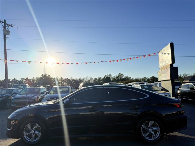 Used 2023 Hyundai Sonata SE FWD image 5