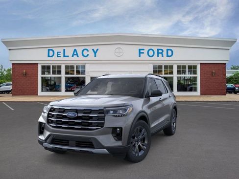 New 2026 Ford Explorer Active w/ Active Comfort Package image 3