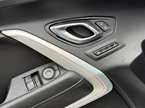 Used 2020 Chevrolet Camaro SS image 12