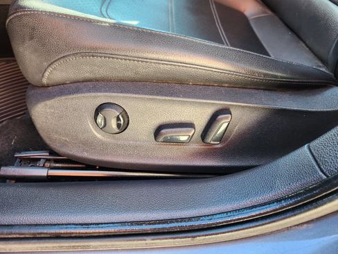 Used 2015 Volkswagen Passat 1.8T Wolfsburg Edition image 25