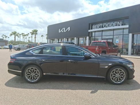 Used 2021 Genesis G80 2.5T w/ Advanced Package RWD image 3