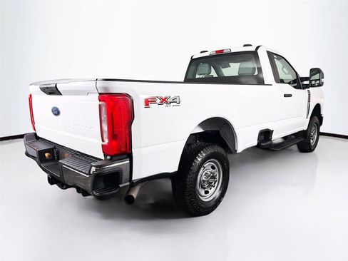 Used 2023 Ford F250 XL w/ FX4 Off-Road Package AWD/4WD image 11