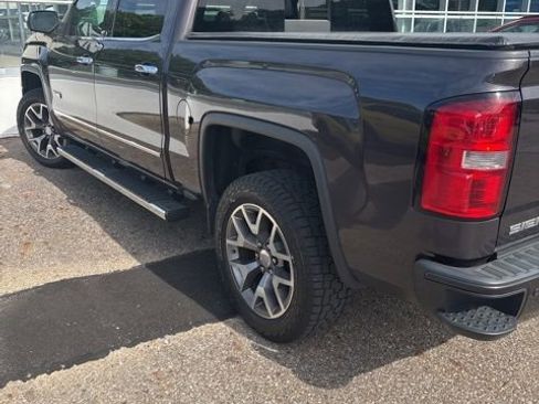 Used 2015 GMC Sierra 1500 SLT w/ All-Terrain Package AWD/4WD image 4