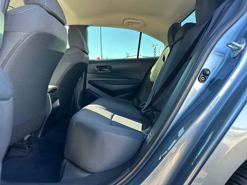 Used 2022 Toyota Corolla LE image 15