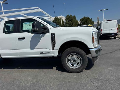New 2025 Ford F350 XL w/ XL Chrome Package image 10