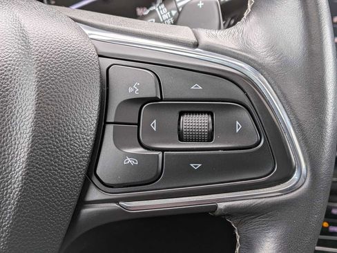 Used 2021 Buick Envision Essence w/ Technology Package I image 26