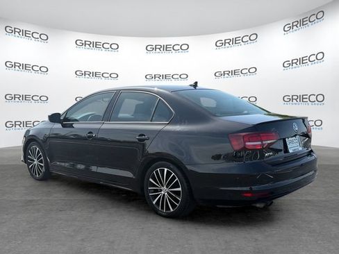 Used 2016 Volkswagen Jetta Sport FWD image 5