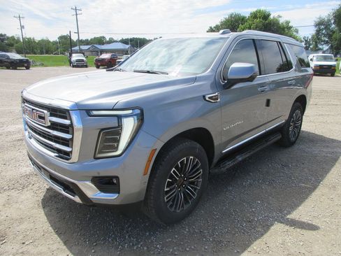 New 2026 GMC Yukon Elevation w/ Elevation Premium Package AWD/4WD image 9