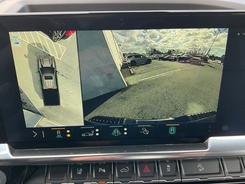 Certified 2025 Chevrolet Silverado 2500 High Country w/ High Country Premium Package image 13