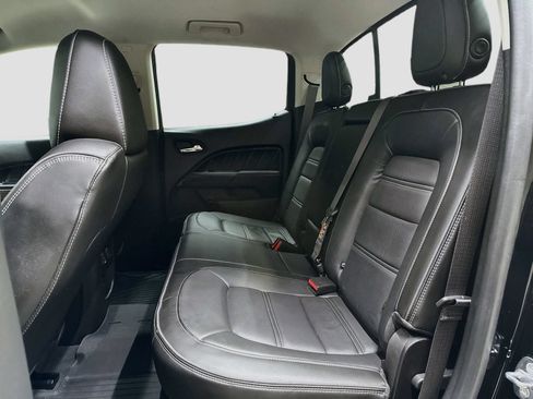 Used 2022 GMC Canyon Denali w/ Denali Black Edition Package AWD/4WD image 27