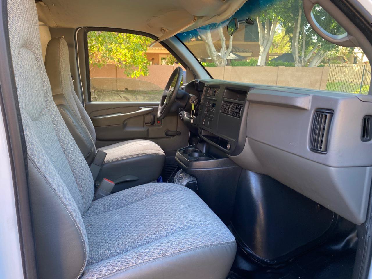 Used 2006 GMC Savana 2500 Extended RWD image 38