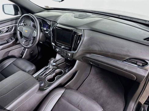 Used 2022 Chevrolet Traverse LT w/ LT Premium Package FWD image 33