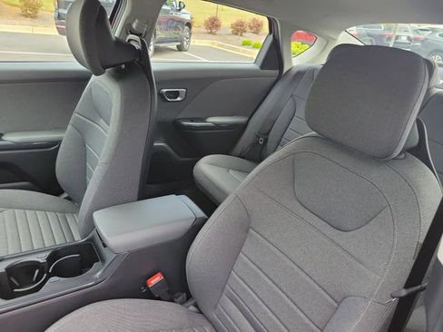 Used 2025 Kia K4 EX FWD image 15