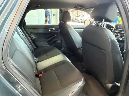 Used 2024 Honda Civic Sport image 17