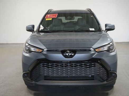 Used 2024 Toyota Corolla Cross AWD Hybrid image 2