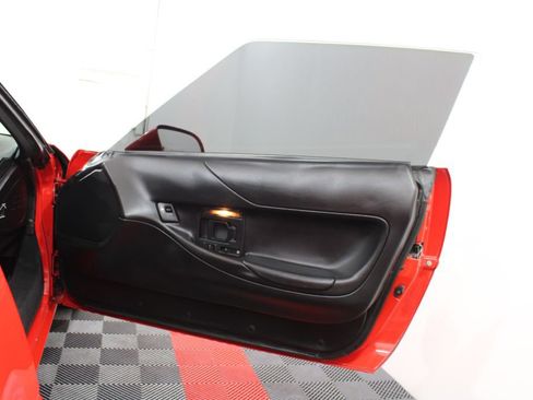 Used 1995 Chevrolet Corvette Coupe RWD image 17