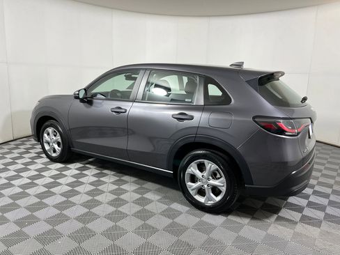 Certified 2025 Honda HR-V LX image 2