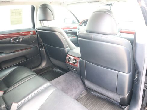 Used 2009 Lexus LS 460 L RWD image 54