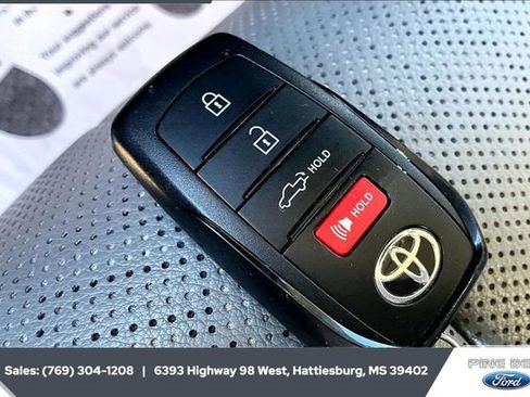 Used 2023 Toyota Tundra SR5 image 9