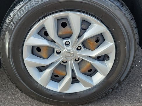 Used 2024 Honda CR-V LX image 12