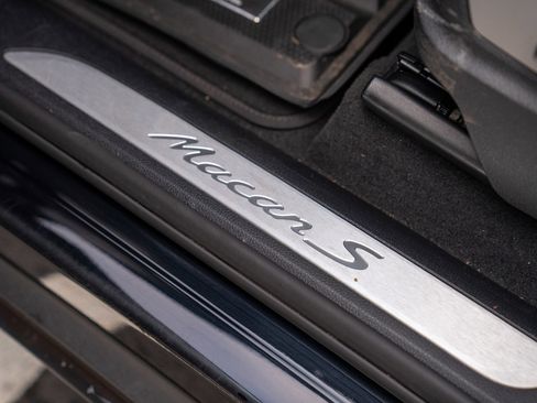 Used 2020 Porsche Macan S image 11
