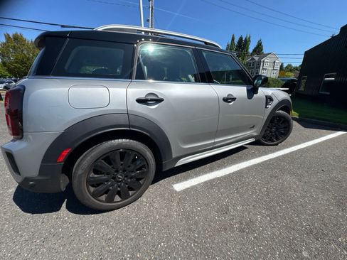 Used 2024 MINI Cooper Countryman S w/ Premium Package AWD/4WD image 2